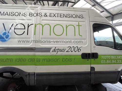 right-slide-door-iveco-daily-iv-van-2006-2007-2008-2009-2010-2011-2012-31096834 main image