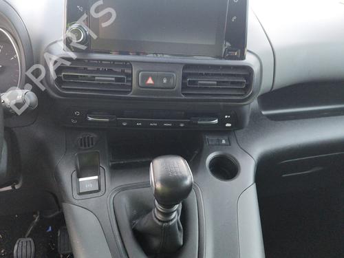 Middle console CITROËN BERLINGO (ER_, EC_) 1.2 PureTech 110 | BP33123445I22 - Image 16