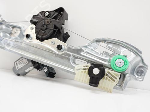Rear right window mechanism RENAULT MEGANE IV Hatchback (B9A/M/N_) 1.2 TCe 130 (B9MR) | BP18195696C25 