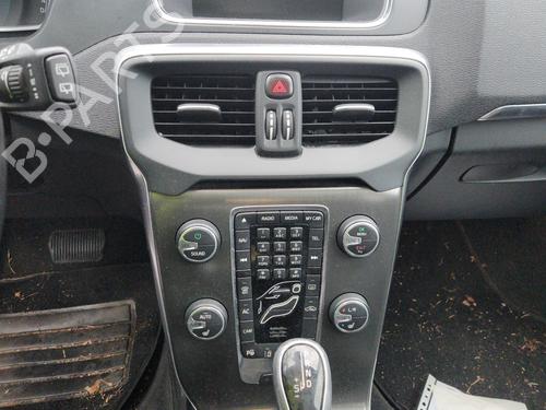 Right headlight VOLVO V40 Hatchback (525) D4 | BP32454405C29