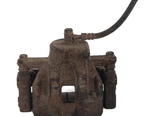 Used Right front brake caliper SUZUKI GRAND VITARA II (JT, TE, TD) 1.9 DDiS All-wheel Drive (JT419, TD44, JB419WD, JB419XD,... (129 hp) 25001071