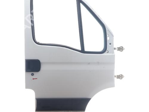 Used Right front door Right front door IVECO DAILY IV Van 35C12 V, 35C12 V/P, 35S12 V, 35S12 V/P (116 hp) 36012122 36012122