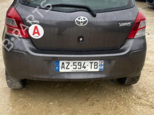 Used Parts TOYOTA YARIS (_P9_) 1.4 D-4D (NLP90_, NLP90R) (90 hp) 4433623