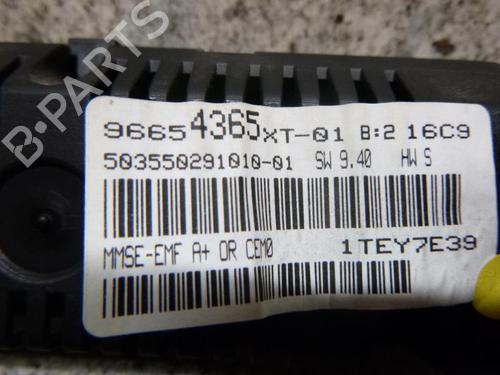 Used Display monitor CITROËN C2 (JM_) 1.1 (60 hp) 18179231