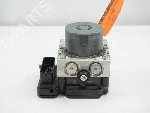 Used ABS pump OPEL CORSA E (X15) 1.3 CDTI (08, 68) (75 hp) 18177192