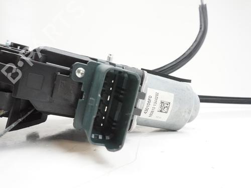 Rudehejsemekanisme Højre foran RENAULT MEGANE IV Hatchback (B9A/M/N_) 1.2 TCe 130 (B9MR) | BP18195697C23 