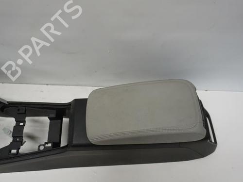 Used Middle console Middle console AUDI A3 Sportback (8VA, 8VF) 2.0 TDI quattro (184 hp) 18189714 18189714