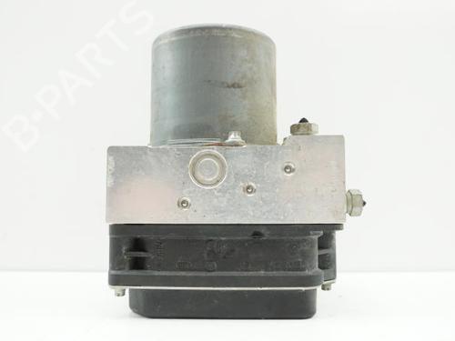 Used ABS pump BMW 5 (E60) 520 d (150 hp) 18189340
