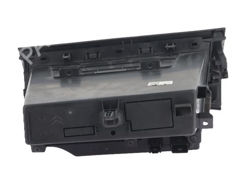 Used Glove box Glove box PEUGEOT PARTNER Box Body/MPV (K9) 1.5 BlueHDi 75 (75 hp) 40252836 40252836