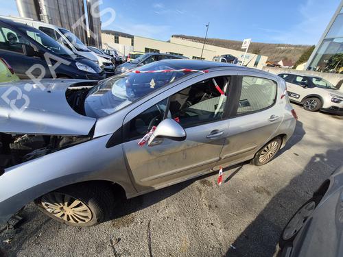 Used Parts PEUGEOT 308 I (4A_, 4C_)  1.6 HDi  4420814