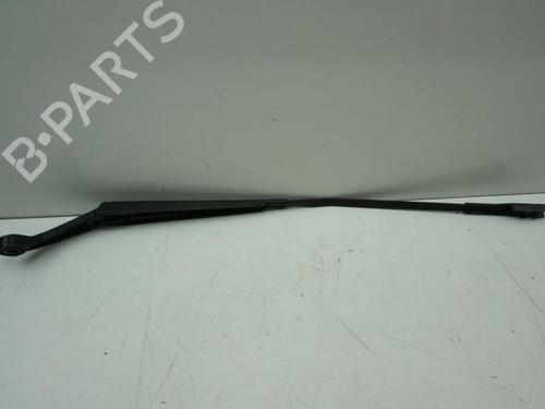 Used Front windshield wiper arm AUDI A3 Sportback (8VA, 8VF) 30 TFSI (116 hp) 18185937