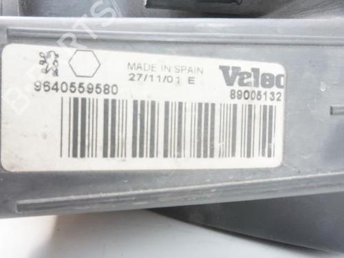 Scheinwerfer links für PEUGEOT 206 Hatchback (2A/C) 1.9 D (69 hp) 18197319