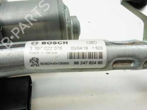 Front wiper motor CITROËN C5 AIRCROSS (A_) 1.5 BlueHDi 130 (ACYHZJ, ACYHZR) | BP25268132M29