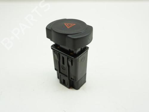 Used Warning switch DACIA SANDERO 1.4 MPI LPG (72 hp) 18178557