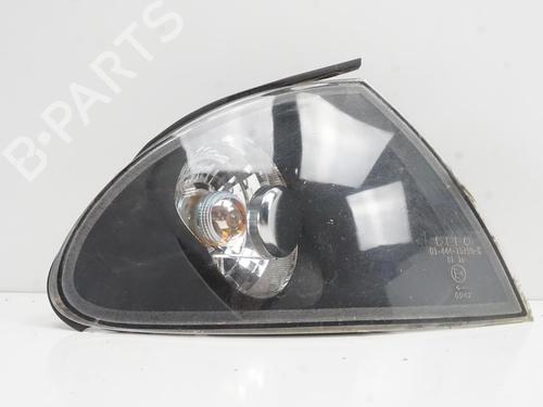 Używane Kierunkowskaz przedni prawy BMW 3 (E46) 320 d (129 hp) 18195792