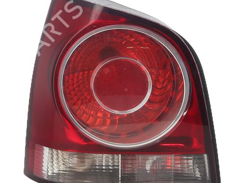 Venstre Baklys VW POLO IV (9N_, 9A_) 1.2 12V (64 hp) 28477004