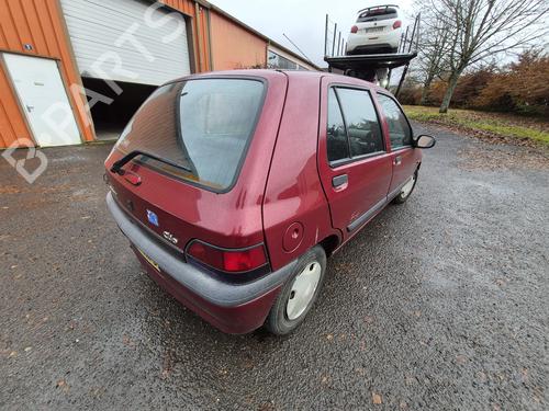 Left taillight RENAULT CLIO I (B/C57_, 5/357_) 1.4 | BP31813738C34 