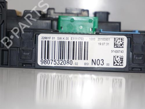 Fuse box PEUGEOT 208 I (CA_, CC_) 1.2 VTI 82 | BP18186551E1 