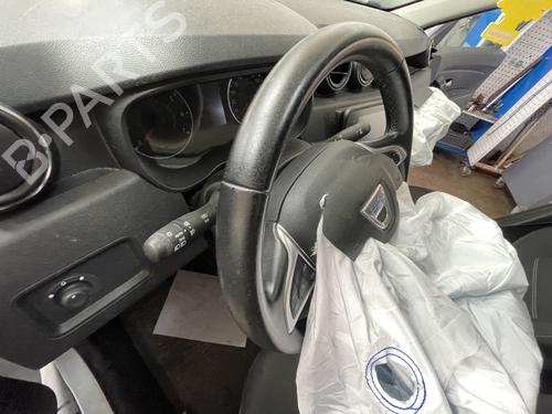 Used Steering wheel Steering wheel DACIA DUSTER (HM_) 1.5 dCi 115 (HMAD) (116 hp) 30722699 30722699