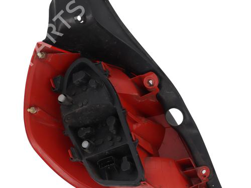 Right taillight RENAULT CLIO III (BR0/1, CR0/1) 1.2 16V Hi-Flex (BR1U, CR1U) | BP31713276C35