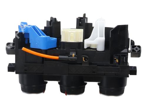 Used Climate control Climate control DACIA DUSTER (HM_) 1.5 dCi 115 (HMAD) (116 hp) 29563520 29563520