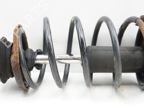 Used Right front shock absorber Right front shock absorber RENAULT CLIO I (B/C57_, 5/357_) 1.2 (B/C/S57A, B/C57S, 5/357F, 5/357J, 5/357L, 5/357R) (58 hp) 18172667 18172667