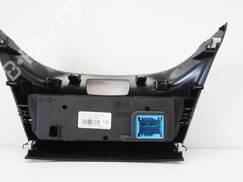 Climate control PEUGEOT 208 I (CA_, CC_) 1.2 VTI 82 | BP18180835I5