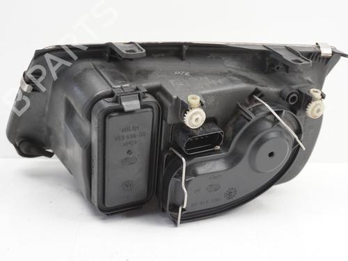 Używane Lampa przednia prawa VW BORA Variant (1J6) 1.9 TDI (115 hp) 18191763