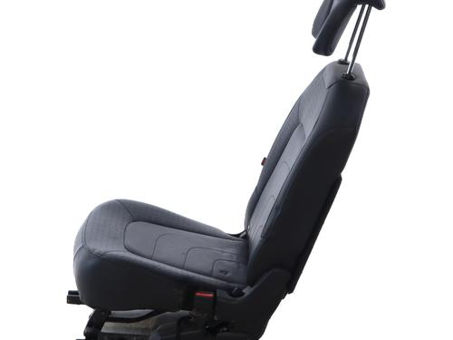 rear-seat-citroen-c4-grand-picasso-ii-da_-de_-2013-26933353 main image