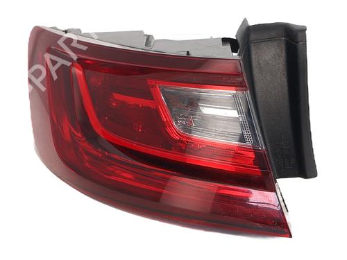 Venstre baglygte RENAULT MEGANE IV Hatchback (B9A/M/N_) 1.5 dCi 110 (B9A3) (110 hp) 26239552