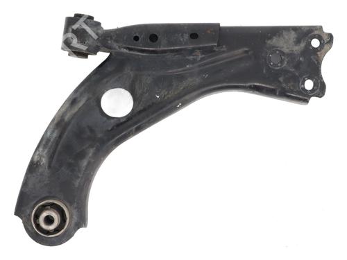 Used Left front suspension arm CITROËN C5 AIRCROSS (A_) 1.5 BlueHDi 130 (ACYHZJ, ACYHZR) (131 hp) 26131758