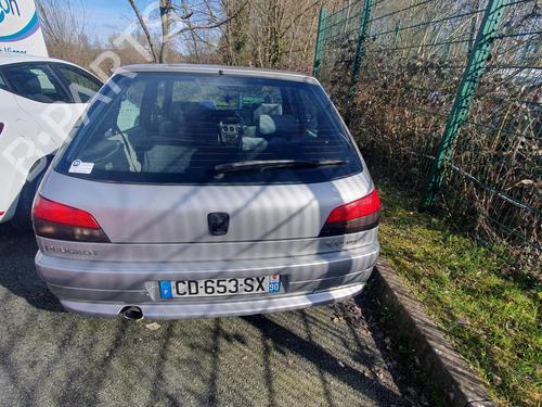 Left headlight PEUGEOT 306 Hatchback (7A, 7C, N3, N5) 2.0 HDI 90 | BP27485040C28 