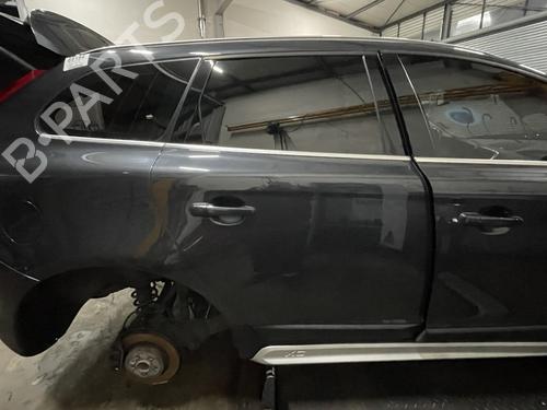 Używane Drzwi tylne prawe VOLVO XC60 I SUV (156) D5 AWD (205 hp) 32331738