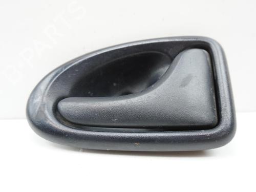 Used Front right interior door handle NISSAN INTERSTAR Van (X70) dCI 90 (90 hp) 18181561