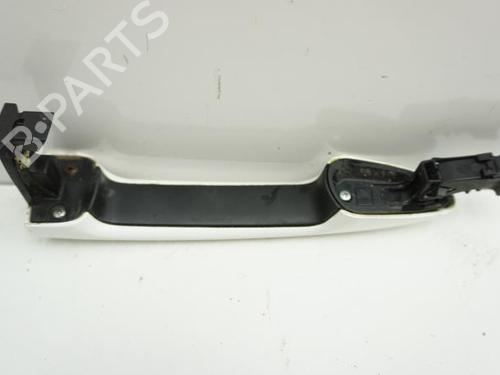 Used Front right exterior door handle Front right exterior door handle 18178623 18178623