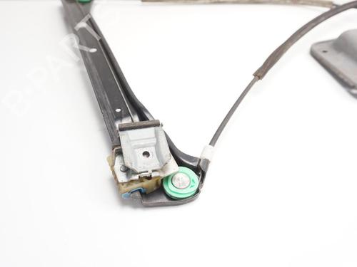 Used Front right window mechanism Front right window mechanism VW GOLF V (1K1) 2.0 TDI 16V (140 hp) 18176335 18176335