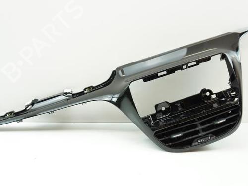 Used Middle console Middle console PEUGEOT 208 I (CA_, CC_) 1.2 VTI 82 (82 hp) 18175288 18175288