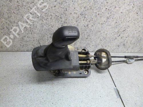 Used Gear lever PEUGEOT 208 I (CA_, CC_) 1.6 HDi (92 hp) 18174334