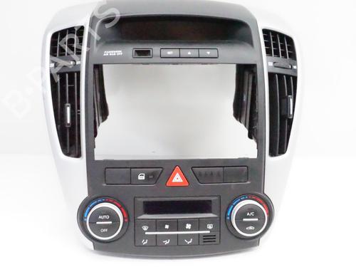Climate control KIA CEE'D Hatchback (ED) 1.6 CRDi 115 | BP18188624I5