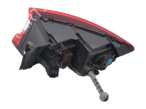 Venstre baglygte RENAULT MEGANE IV Hatchback (B9A/M/N_) 1.5 dCi 110 (B9A3) | BP24662017C34 