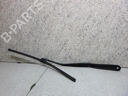 Used Front windshield wiper arm BMW 5 (F10) 535 d xDrive (313 hp) 18175619