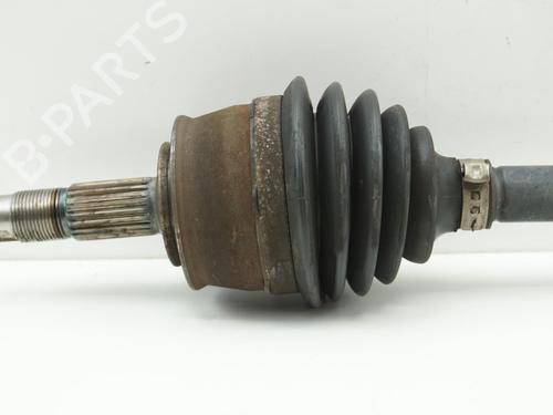 Drivaksel foran Høyre OPEL CORSA E (X15) 1.4 (08, 68) (90 hp) 18180056