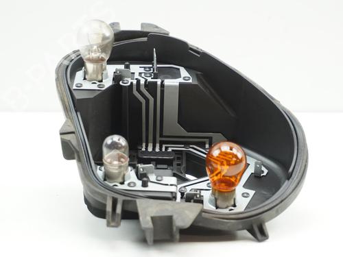 Used Lamp holder Lamp holder PEUGEOT 208 I (CA_, CC_) 1.6 HDi (92 hp) 22072262 22072262