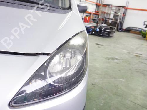 Used Left headlight Left headlight PEUGEOT 1007 (KM_) 1.6 HDi (109 hp) 18185768 18185768