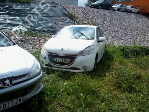 Fuel flap PEUGEOT 208 I (CA_, CC_) 1.4 HDi | BP18174484C131