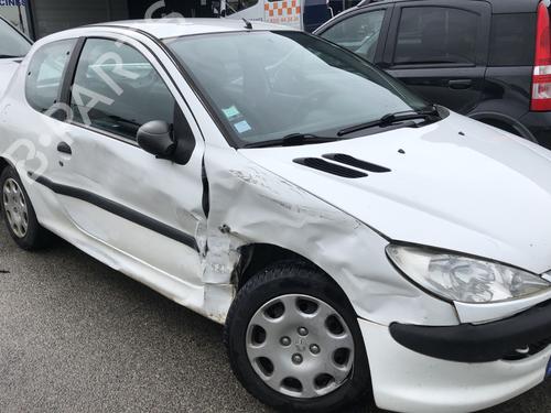 Venstre forlygte PEUGEOT 206 Hatchback (2A/C) 1.4 HDi eco 70 | BP29555247C28 