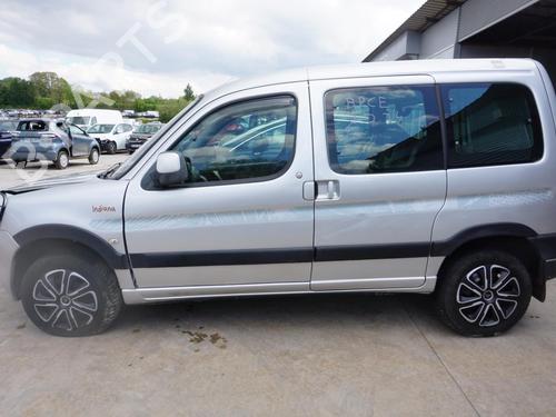 ABS pump PEUGEOT PARTNER MPV (5_, G_) 1.6 HDi 90 | BP19730227M43 