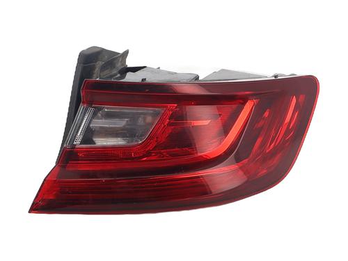 Høyre baklys RENAULT MEGANE IV Hatchback (B9A/M/N_) 1.5 Blue dCi 115 (B9A6) (116 hp) 28497115