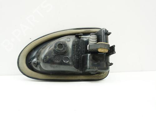 Used Front left interior door handle Front left interior door handle NISSAN INTERSTAR Van (X70) dCI 90 (90 hp) 18181562 18181562