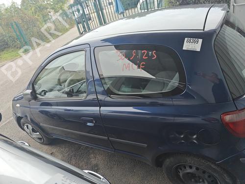 Brugte TOYOTA YARIS (_P1_) 1.0 (SCP10_, SCP10R) (68 hp) 4261808
